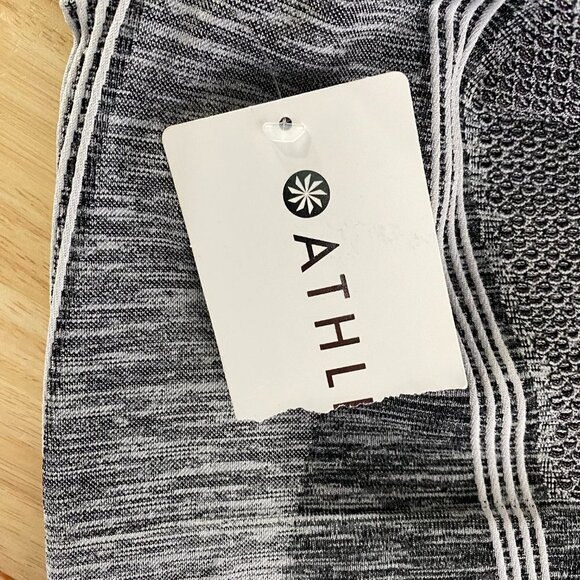 Athleta Impact Crop Tee Short Sleeve Seamless Gray NWT Women's Small - Picture 8 of 9
